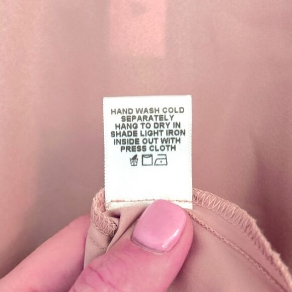 Xirena Bella Nude Blush Basic Tank Top, Size Medium, NWT - Picture 8 of 8